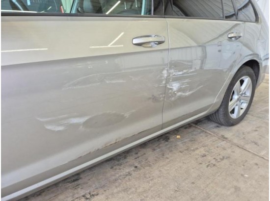 2015 Volkswagen Golf VII Variant Comfortline BMT