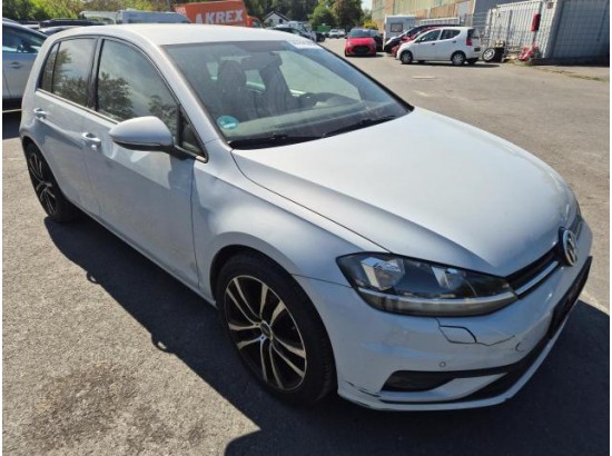 2017 Volkswagen Golf VII Lim. Trendline BMT/Start-Stopp