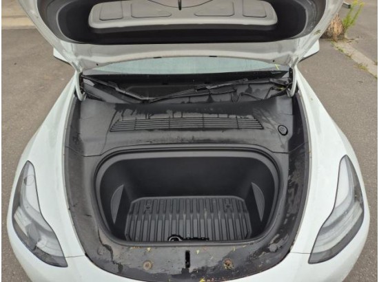 2024 Tesla Model Y Dual AWD