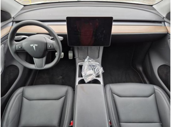 2024 Tesla Model Y Dual AWD