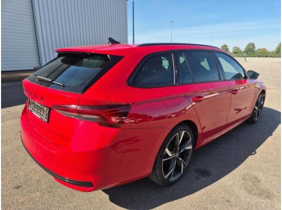 2025 Skoda Octavia Combi 1.5 TSI mHEV 110 kW Sportline