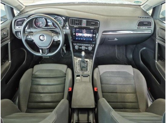 2017 Volkswagen Golf VII Lim. Highline BMT/Start-Stopp
