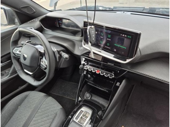 2024 Peugeot 2008 Allure
