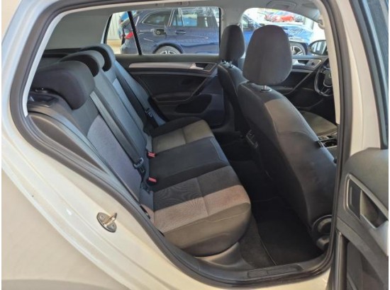 2016 Volkswagen Golf VII Lim. Trendline BMT
