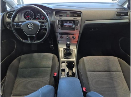 2016 Volkswagen Golf VII Lim. Trendline BMT