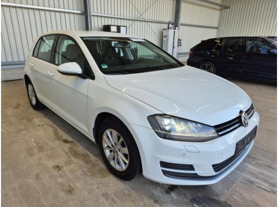 2016 Volkswagen Golf VII Lim. Trendline BMT