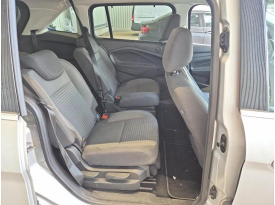 2017 Ford Grand C-Max Titanium
