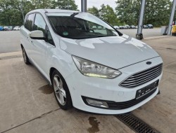 2017 Ford Grand C-Max Titanium