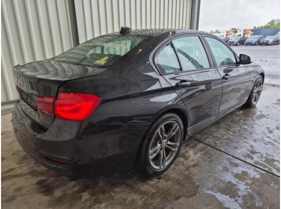 2017 BMW 3er Lim. 320i Advantage