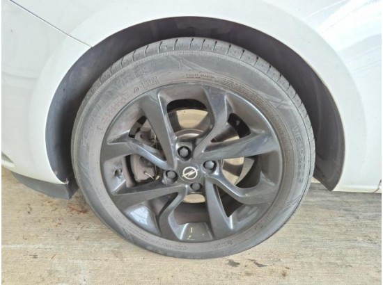 2015 Opel Corsa E Color Edition ecoFlex