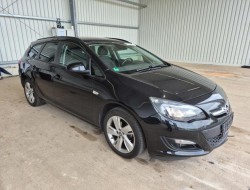 2015 Opel Astra J Sports Tourer Style