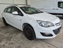 2016 Opel Astra J Sports Tourer Edition