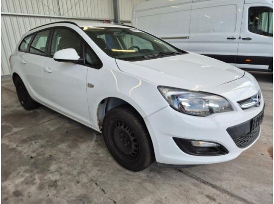 2016 Opel Astra J Sports Tourer Edition