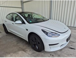 2022 Tesla Modell 3