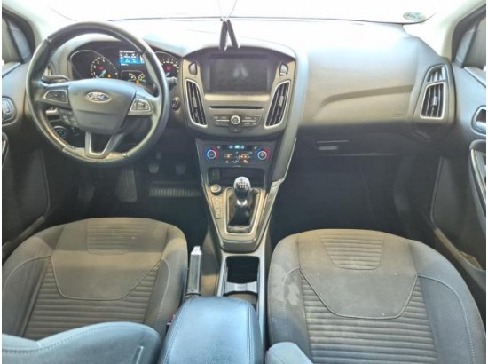 2015 Ford Focus Turnier Titanium