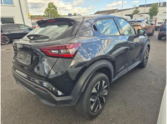 2024 Nissan Juke Acenta