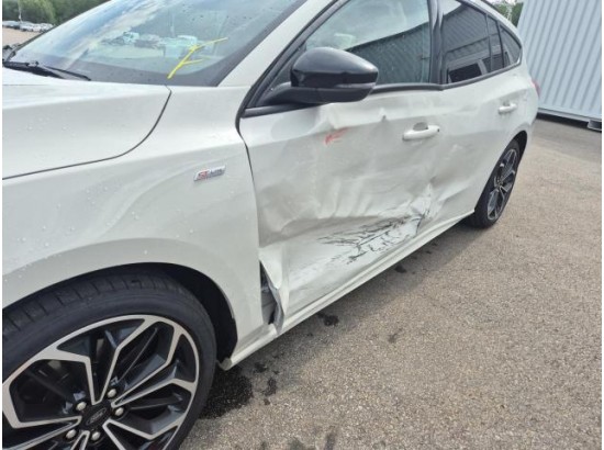 2020 Ford Focus Turnier ST-Line