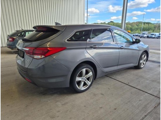 2016 Hyundai i40 cw blue Trend