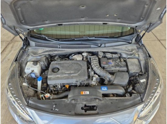 2016 Hyundai i40 cw blue Trend