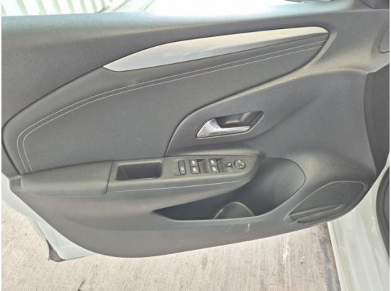 2022 Opel Corsa F GS Line