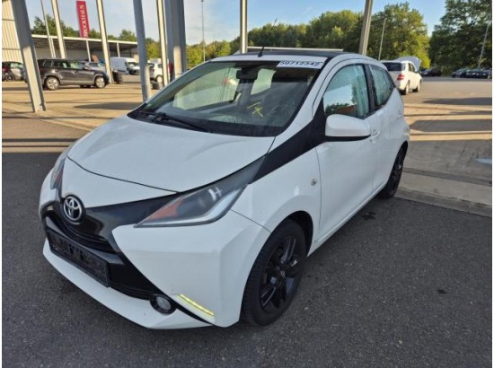 2016 Toyota AYGO x-wave