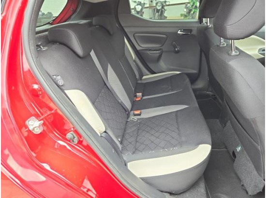 2017 Nissan Micra N-Connecta
