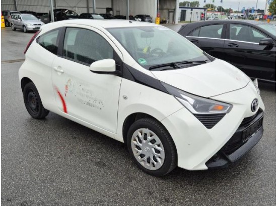 2018 Toyota AYGO x-play