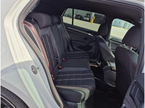 2016 Volkswagen Golf VII Lim. GTI Clubsport BMT
