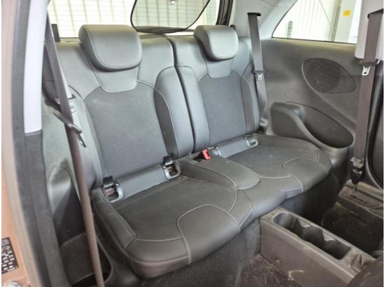 2015 Opel Adam Rocks ecoFlex