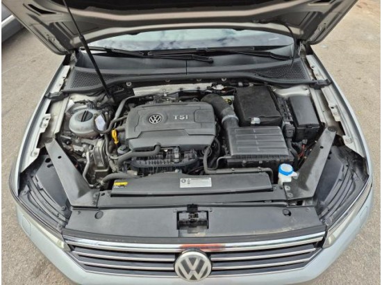2016 Volkswagen Passat Lim. Highline BMT/Start-Stop