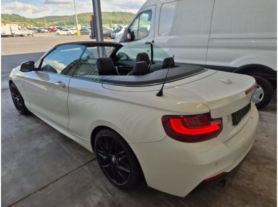 2016 BMW 2er Cabrio M235 i
