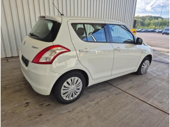 2015 Suzuki Swift Club 4x4