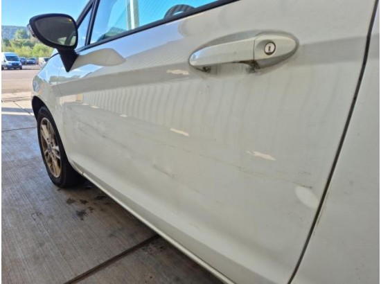 2015 Ford Fiesta SYNC Edition