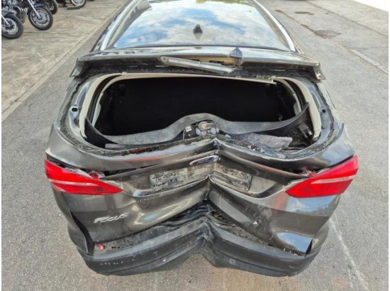 2015 Ford Focus Turnier Titanium