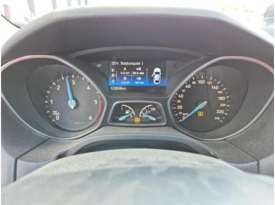 2015 Ford Focus Turnier Titanium