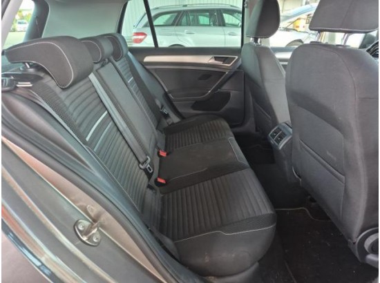 2015 Volkswagen Golf VII Lim. Cup BMT