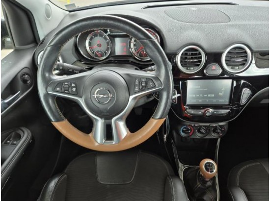 2018 Opel Adam Rocks