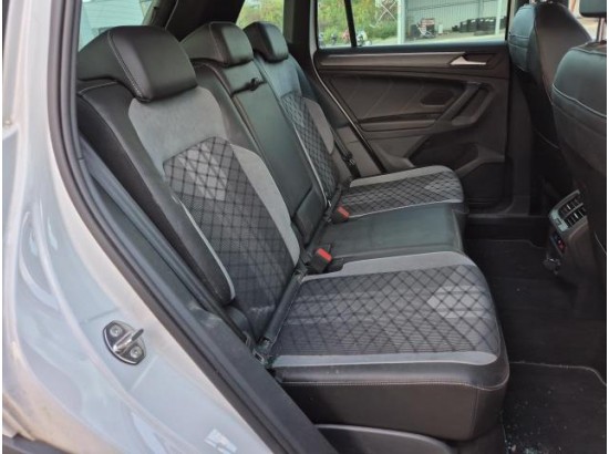 2021 Volkswagen Tiguan R-Line 4Motion