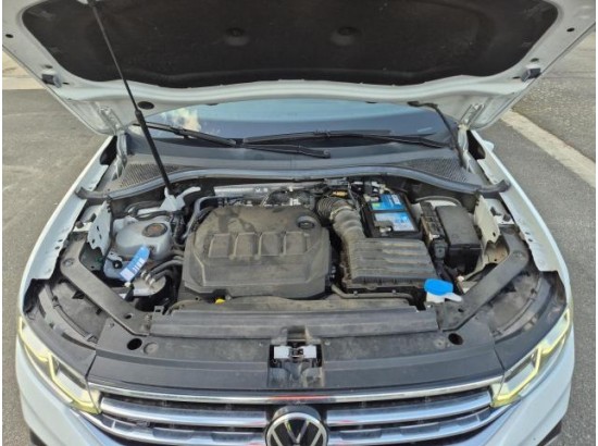 2021 Volkswagen Tiguan R-Line 4Motion
