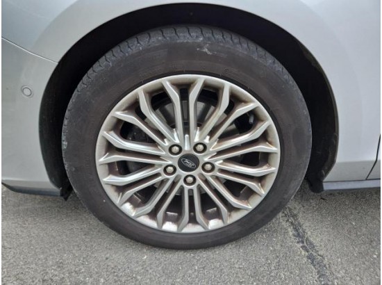 2020 Ford Focus Turnier Titanium