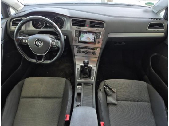 2015 Volkswagen Golf VII Variant Trendline BMT