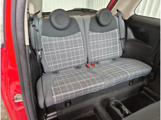 2017 FIAT 500 Lounge