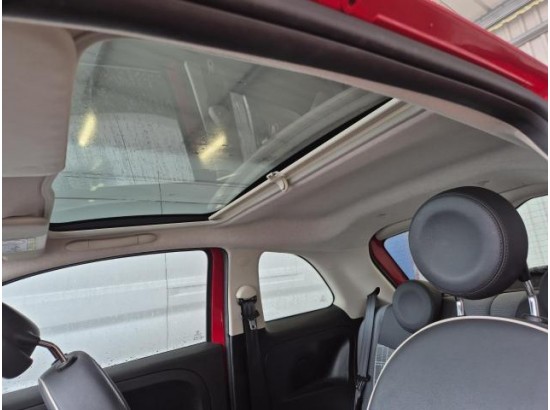2017 FIAT 500 Lounge