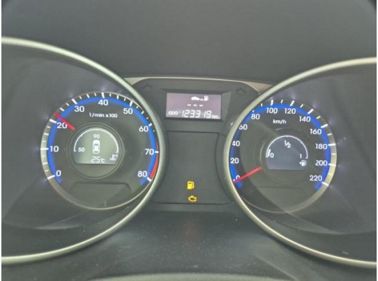 2015 Hyundai ix35 blue Finale 2WD