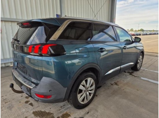 2017 Peugeot 5008 Allure