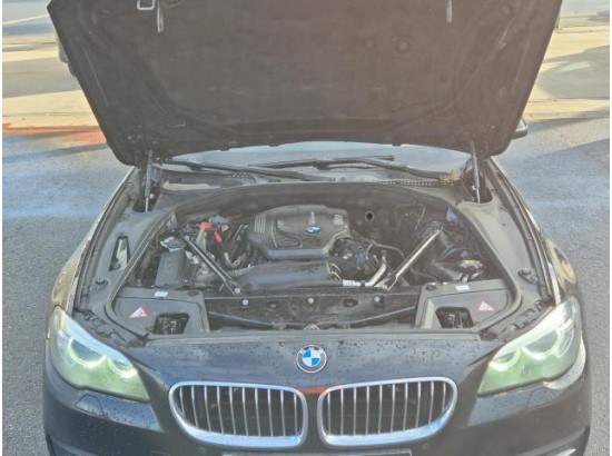 2015 BMW 5er Touring 520 d xDrive