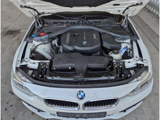 2018 BMW 3er Touring 318i