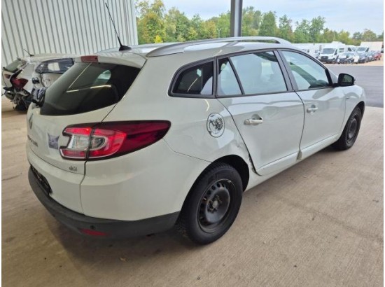 2015 Renault Megane III Grandtour Limited