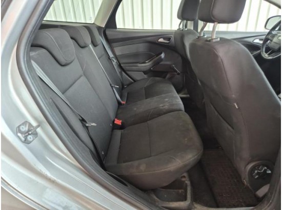 2015 Ford Focus Turnier Business