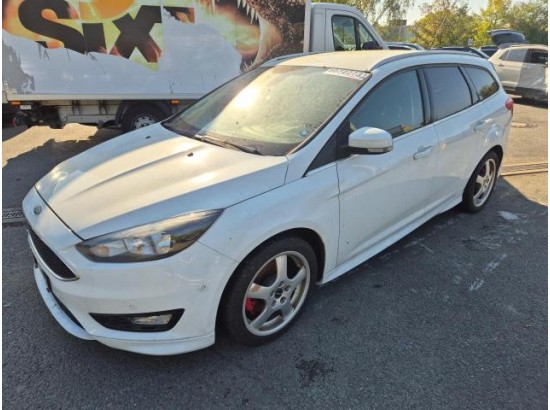 2015 Ford Focus Turnier Titanium